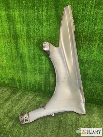 Крыло переднее правое volvo V50