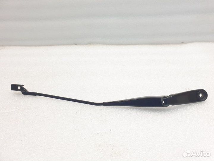 Поводок стеклоочистителя правый Ford Mondeo 4 1.6