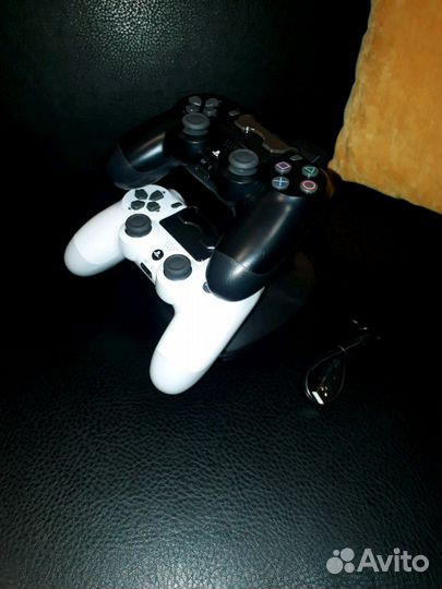 Зарядная станция для джойстиков ps4