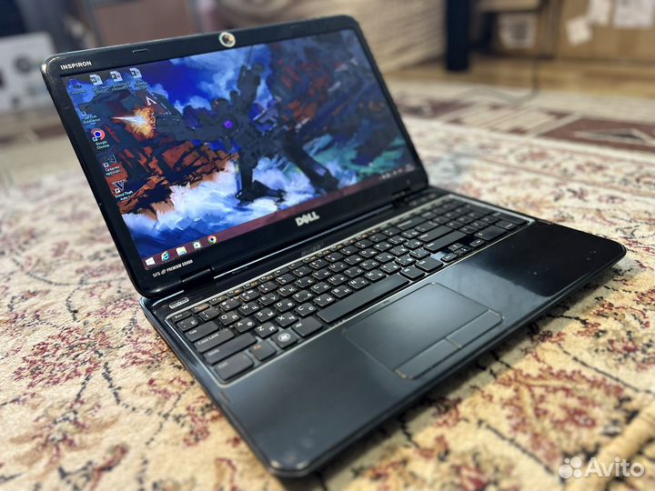 Мощный Ноутбук Dell core i7-8поток/12гб/GT 525m