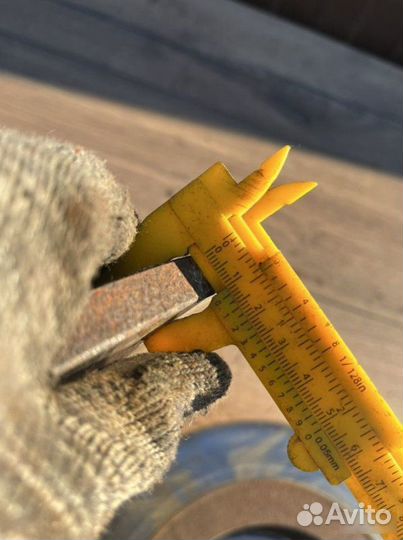 Тормозные диски Opel Astra GTC 1.4 2012