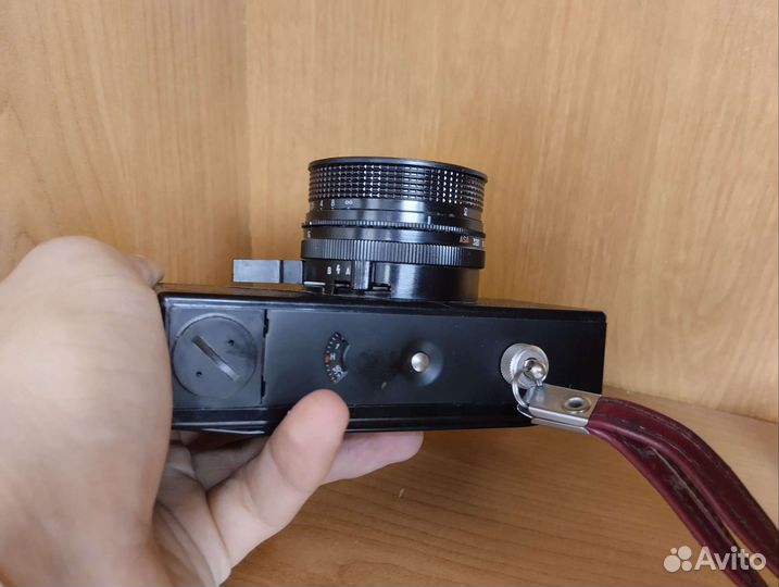 Плёночный фотоаппарат siluet elektro