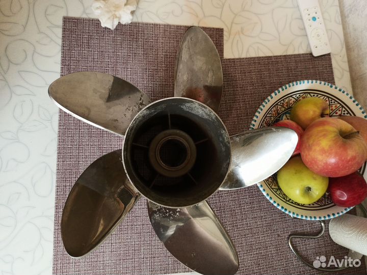 Винт гребной high five mercure marine