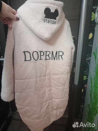 Продам пальто на девочку