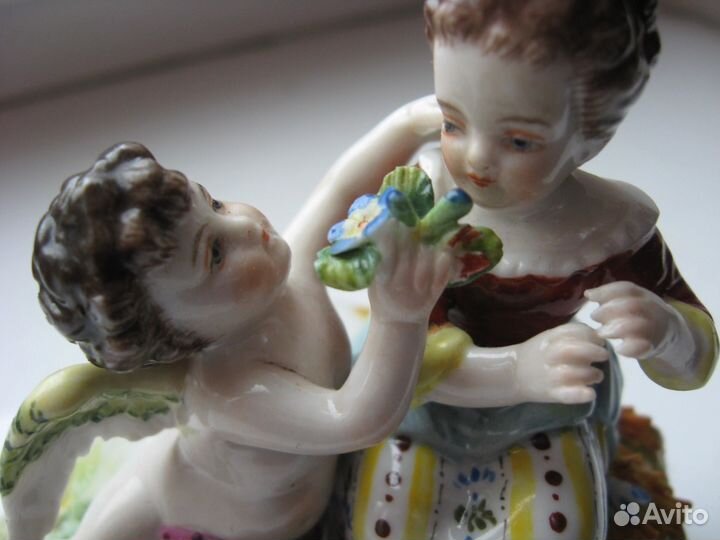 Антиквариат Путти скульптура дети