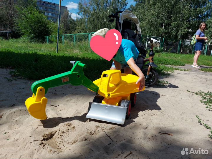 Экскаватор детский