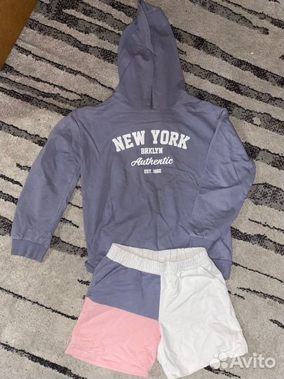 Одежда для девочки пакетом 140