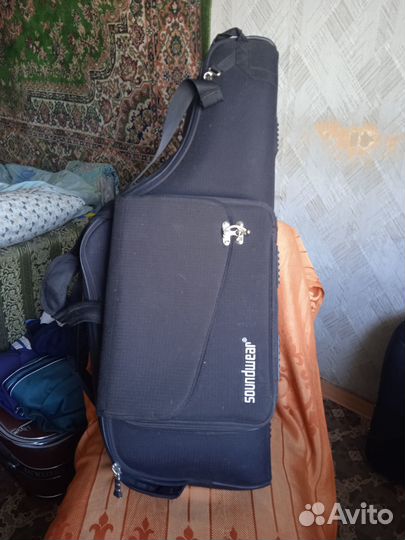 Кейс для саксофона тенор