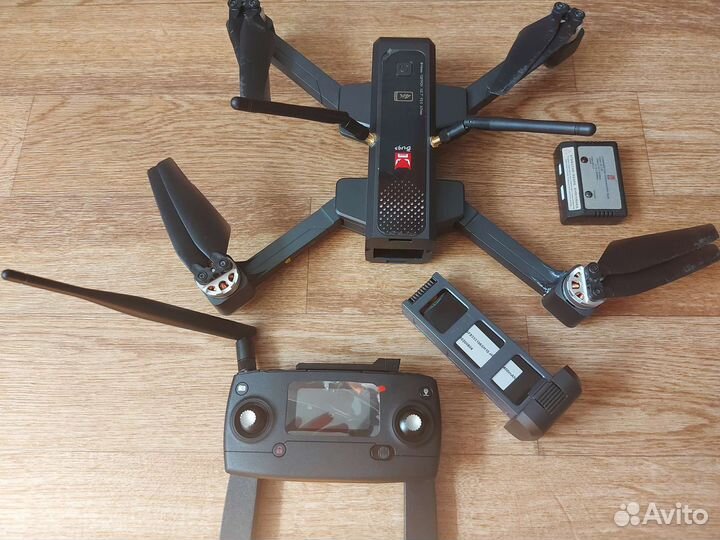 Квадрокоптер bugs 4w 4к