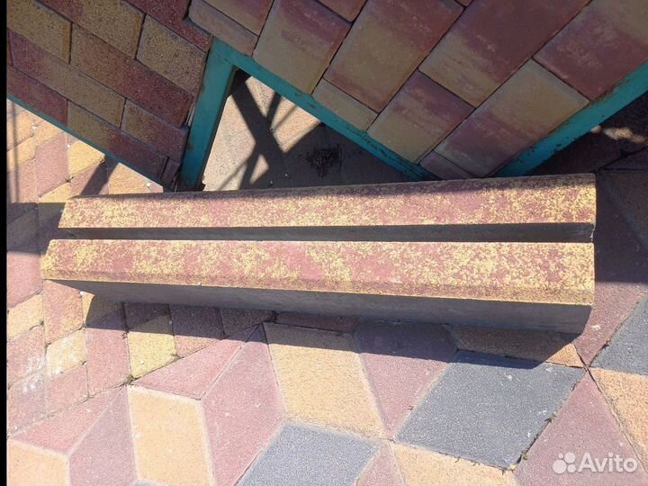 Бордюр магистральный