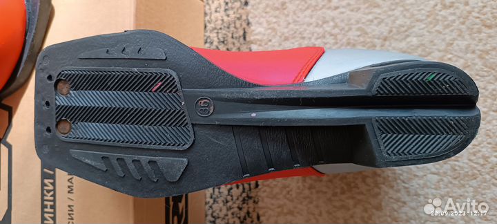 Лыжные ботинки 36 размер