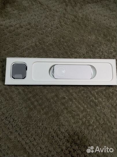 Смарт-часы Apple Watch SE 2022 40 мм
