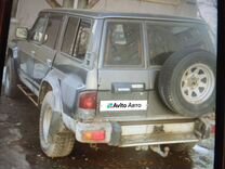 Nissan Patrol 2.8 MT, 1995, битый, 350 000 км, с пробегом, цена 450 000 руб.