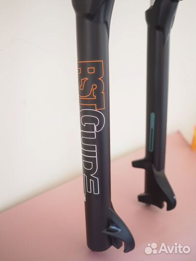 Амортизационная вилка RST Guide 26' для фэтбайка