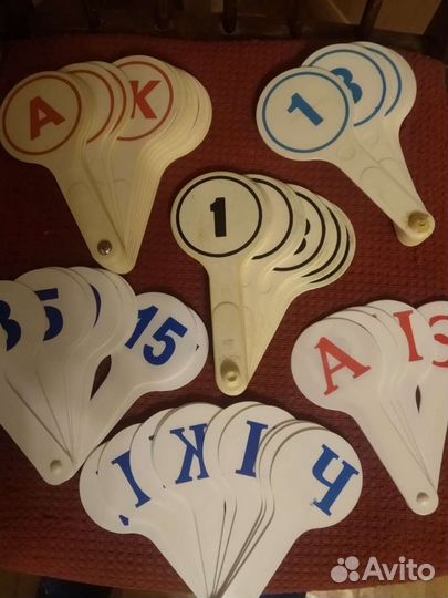 Веер цифр и букв