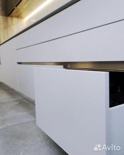 Кухонный гарнитур угловой