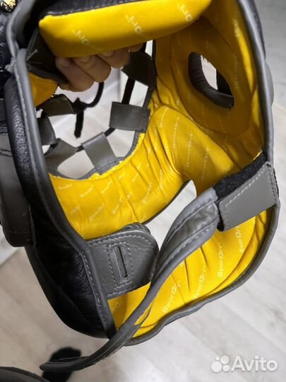 Боксерский шлем everlast с бампером