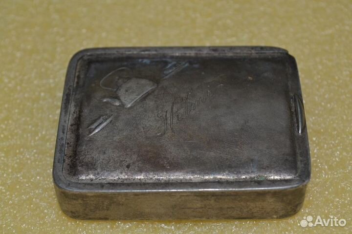 Емкость для подогрева воды, и грелка для рук