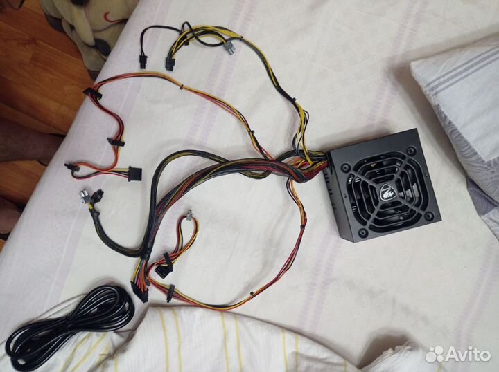 Блок питания 600w cougar