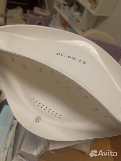 LED лампа для маникюра