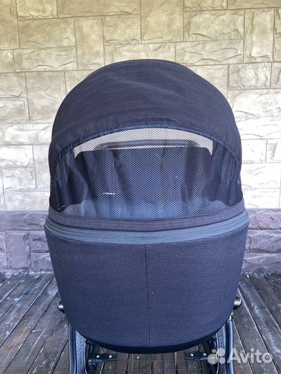 Коляска 2 в 1 Roan Bass Next Classic