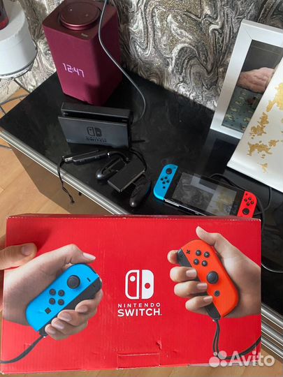 Nintendo Switch RED blue (referbished)