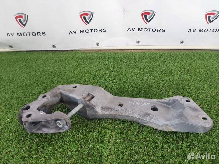BMW 6 F06 F13 7 F02 5 F10 Кронштейн крепления ркпп