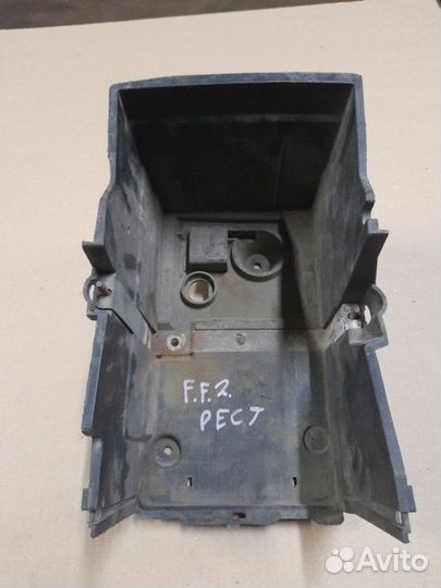 Площадка полка АКБ Ford Focus 2 седан 1.8 2008