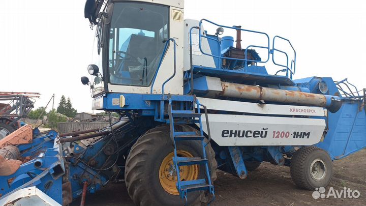 Комбайн Енисей 12001НМ, 2011