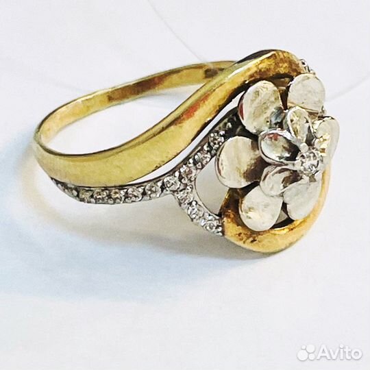 Кольцо серебро 925 масса 2,2 г