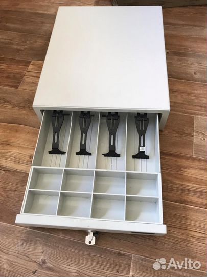 Ящик денежный