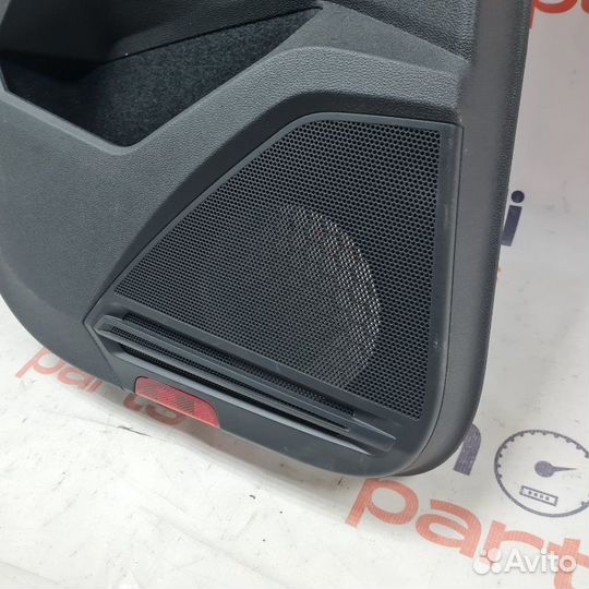 Обшивка задняя левая Volkswagen Tiguan 2 2021