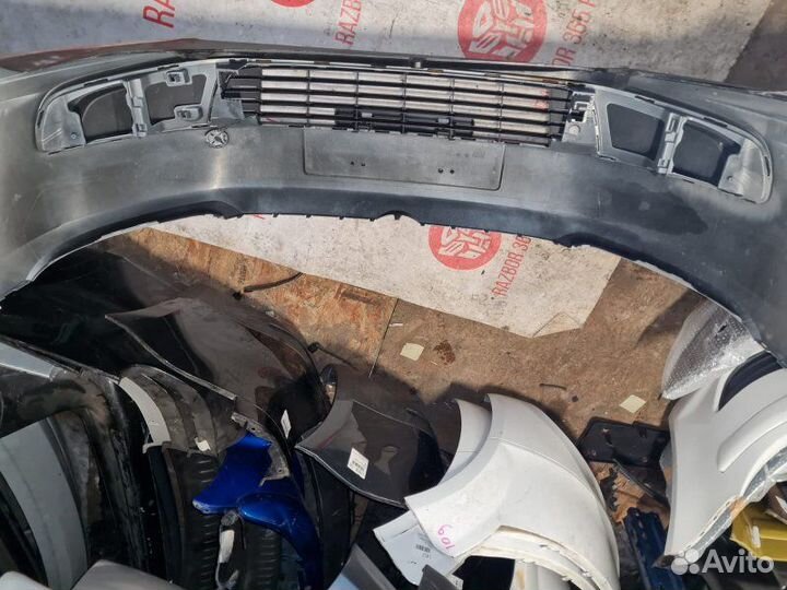 Бампер передний Volkswagen Touran 1T CAV 2012