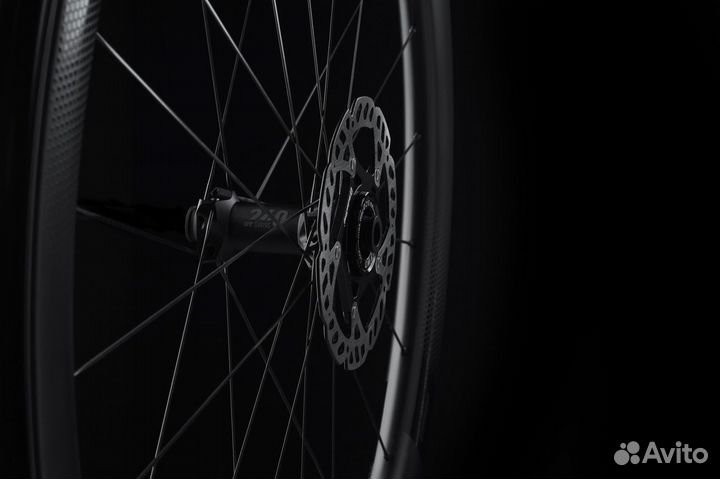 Шоссейные карбоновые колеса Fast Forward Ryot 44