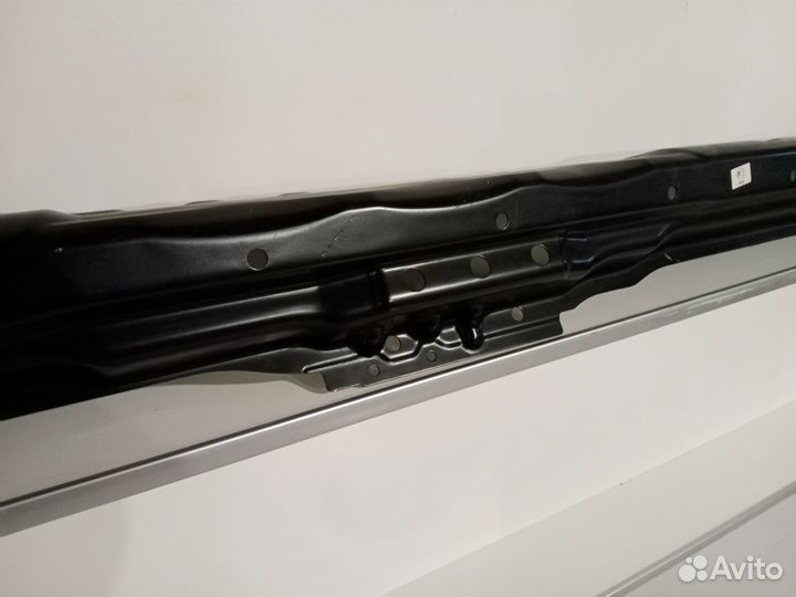 4B0809755B Усилитель левого порога Audi A6 97-04