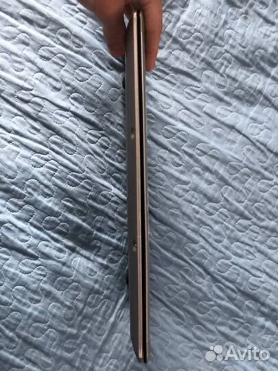 Ноутбук рабочий в хорошем состоянии