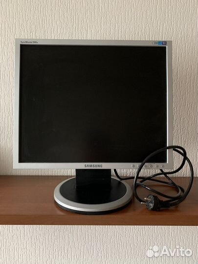 Монитор samsung syncmaster 940n