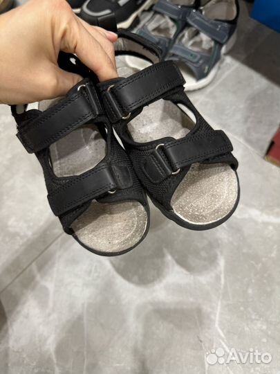 Сандалии для сада и бассейна