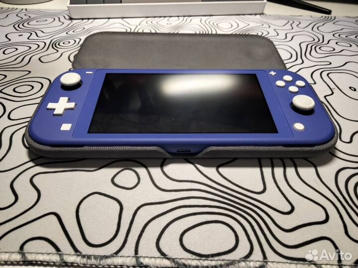 Игровая консоль Nintendo Switch Lite 32 гб