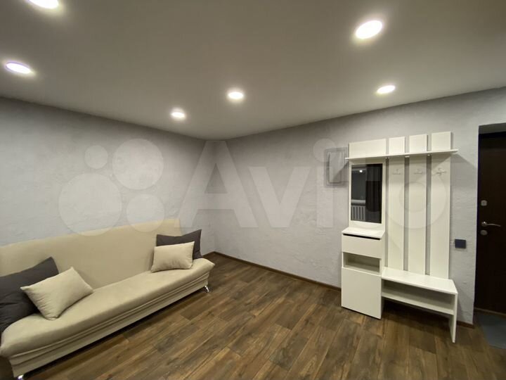 2-к. квартира, 44 м², 5/5 эт.