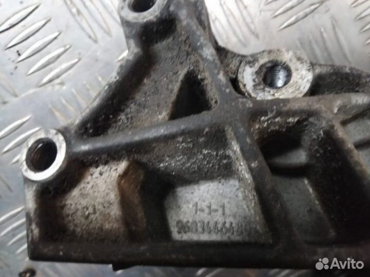 Кронштейн генератора Citroen Berlingo 1.6