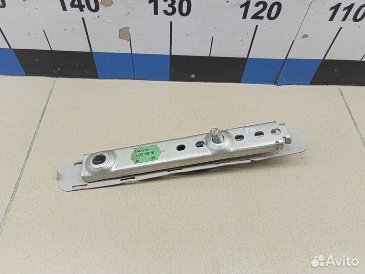 Механизм регулировки ремня безопасности Duster 201