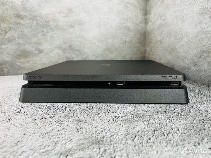Sony PS4 Slim 1TB CUH-2208B отличная с коробкой