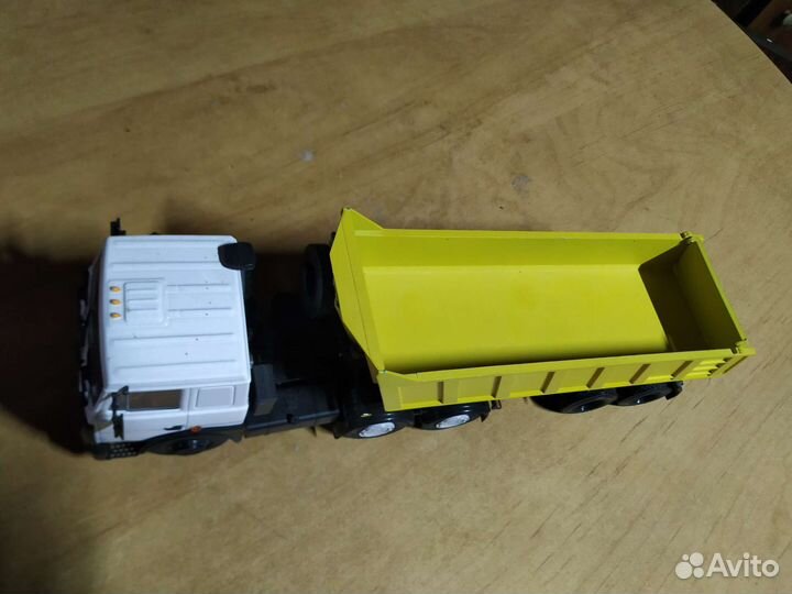 Модель маз 1:43