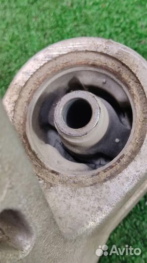 Опора редуктора заднего Suzuki SX4 2008