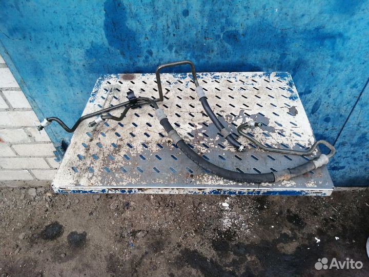 Трубки гура Opel Astra H Zafira B Z16XEP