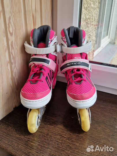 Ролики детские раздвижные и шлем