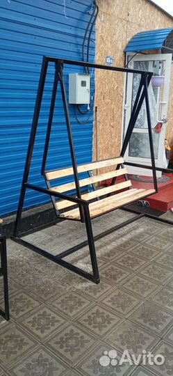 Садовые качели новые