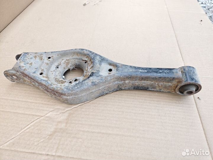 Задний рычаг 