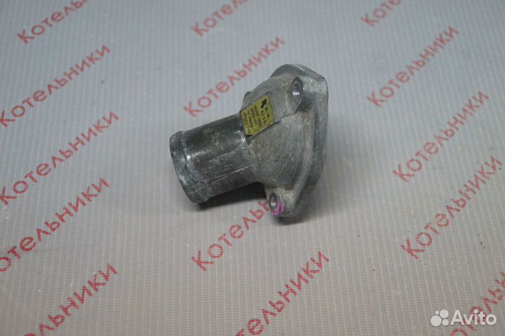 Nissan 13049-53J00 Крышка термостата